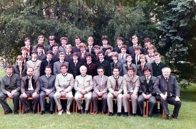 1982-1985 KV: Ganster