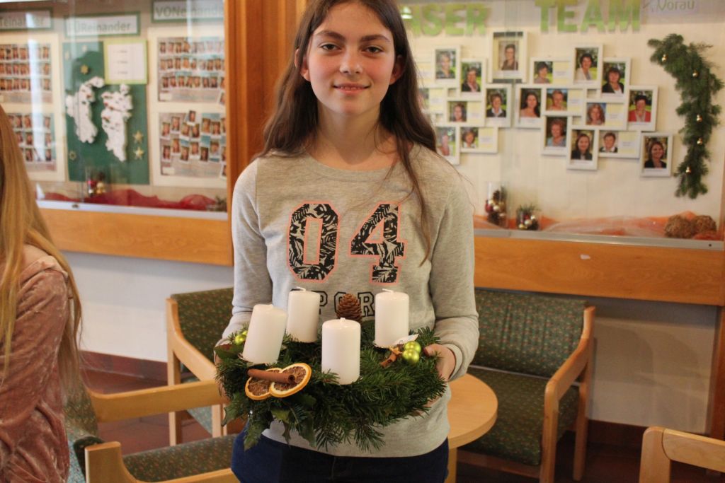 Adventkränze 1. Klasse Adventkränze 1. Klasse