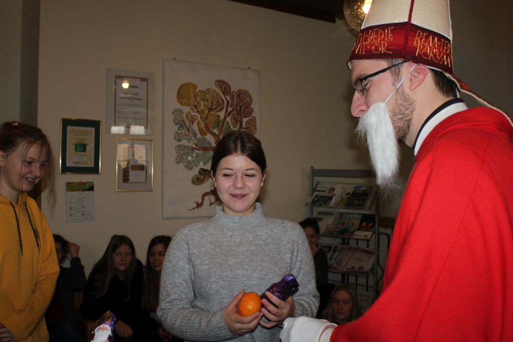 Advent g''spian Advent g''spian