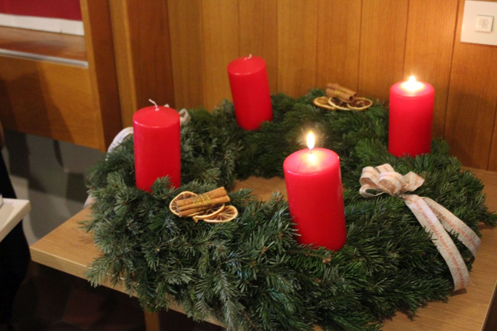Advent g''spian Advent g''spian