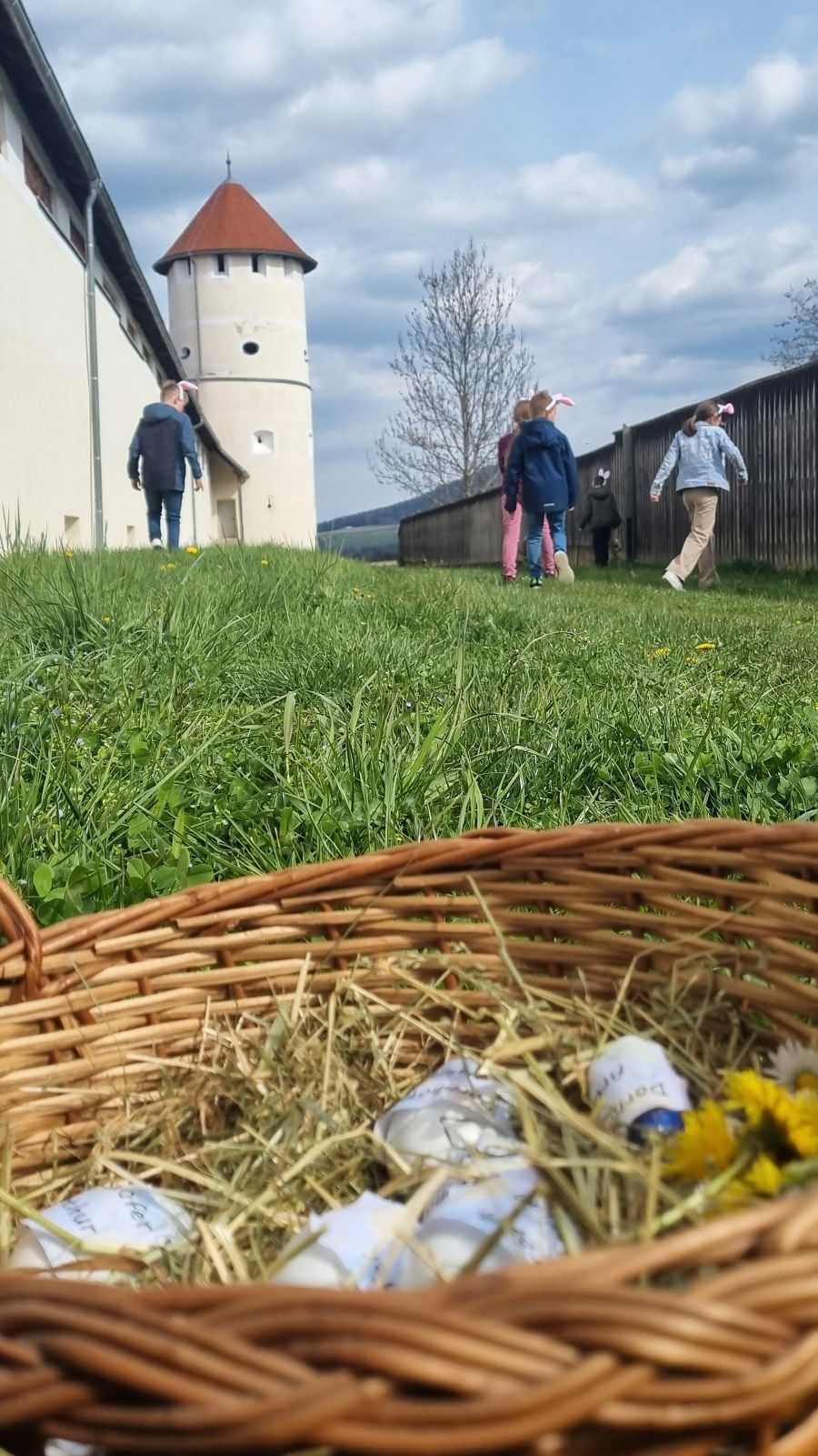 Kinderkochkurs Osterzauber und Hasenjagd Kinderkochkurs Osterzauber und Hasenjagd