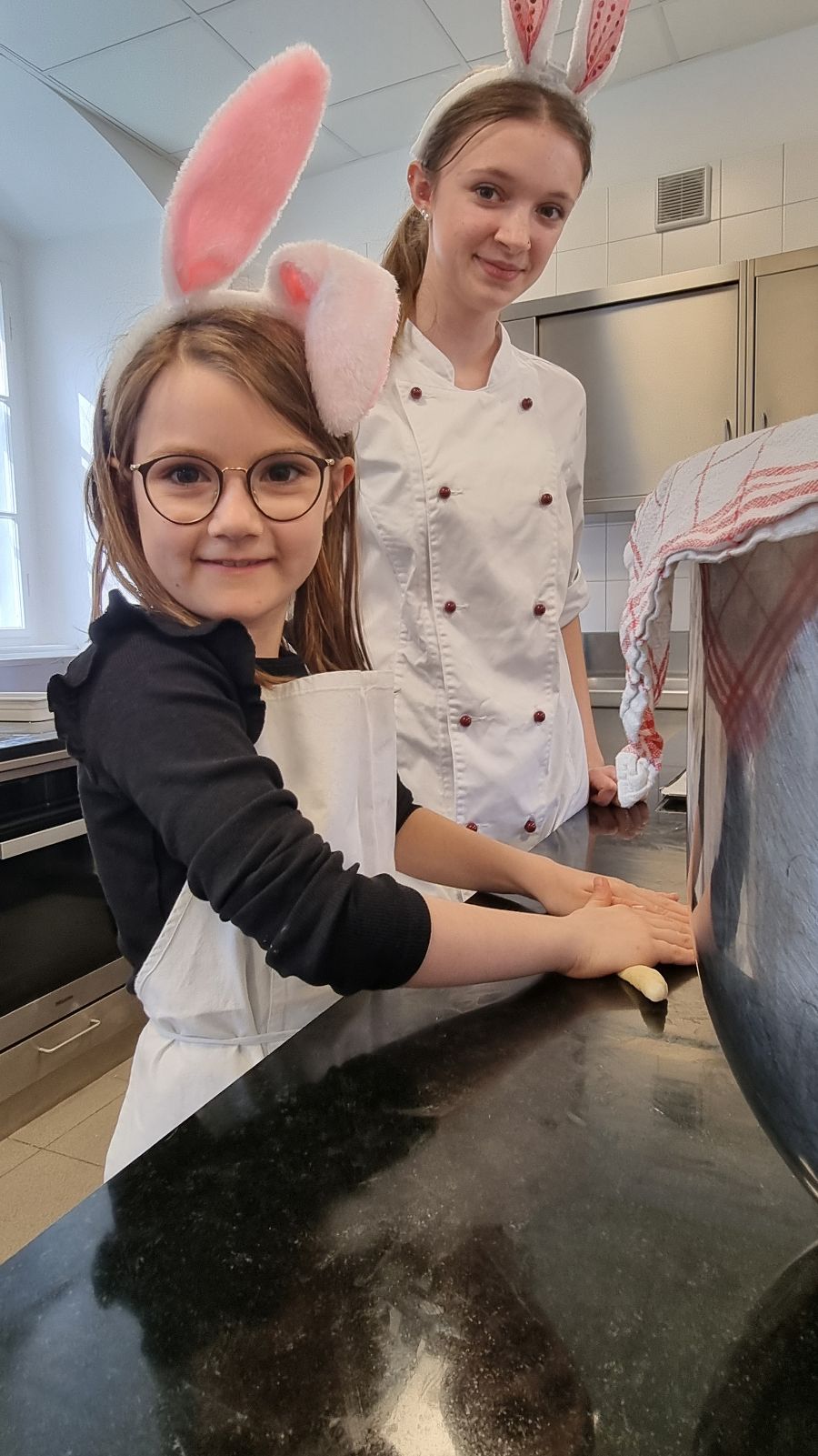 Kinderkochkurs Osterzauber und Hasenjagd Kinderkochkurs Osterzauber und Hasenjagd