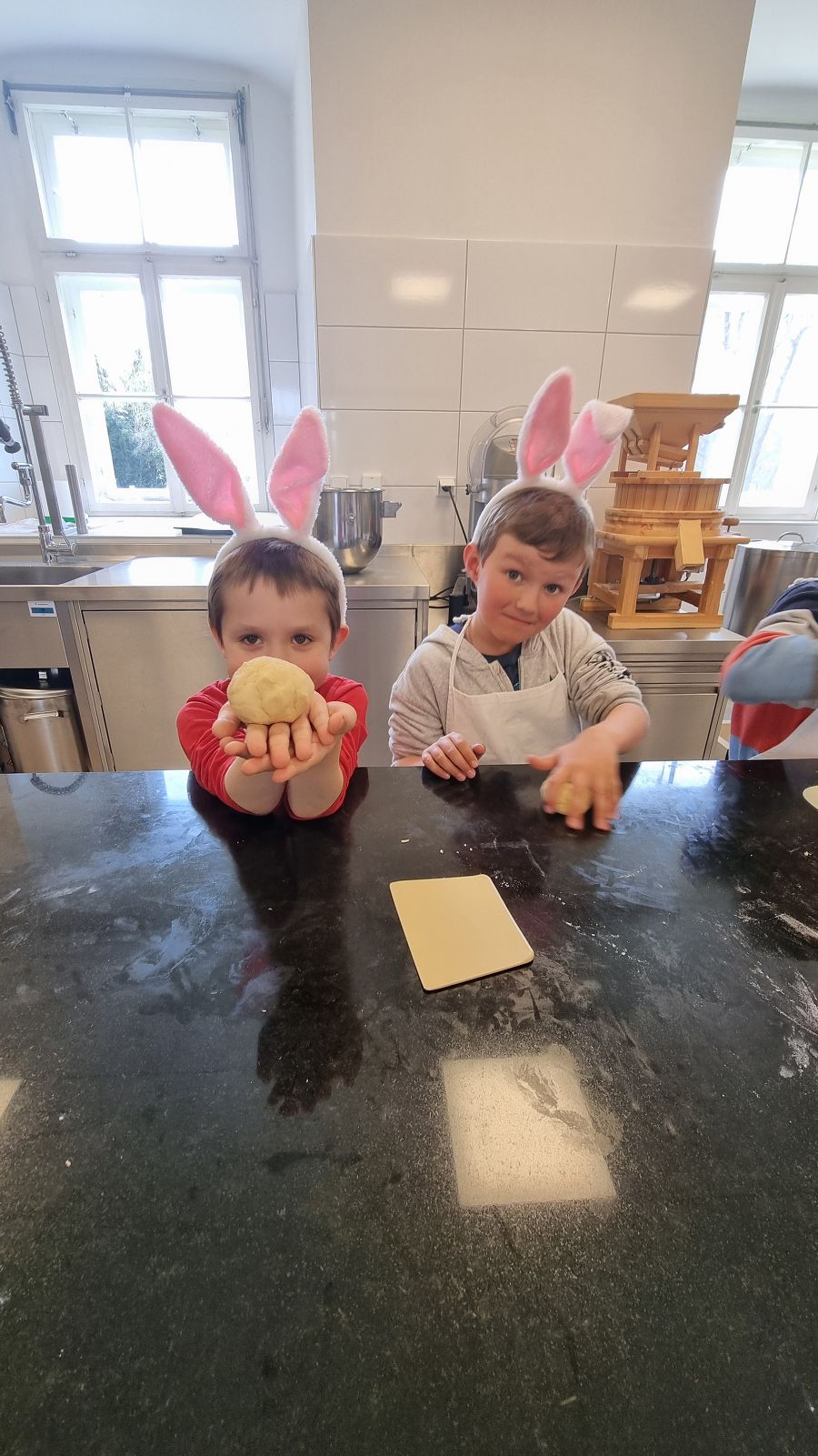 Kinderkochkurs Osterzauber und Hasenjagd Kinderkochkurs Osterzauber und Hasenjagd