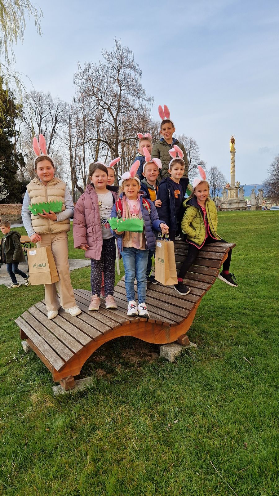 Kinderkochkurs Osterzauber und Hasenjagd Kinderkochkurs Osterzauber und Hasenjagd
