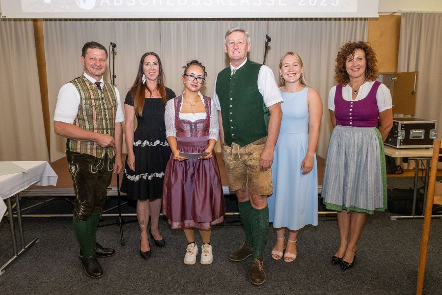 Abschlussfeier des dritten Jahrganges Abschlussfeier des dritten Jahrganges