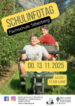 Schulinfotag 2025 2 Schüler in der Obstanlage