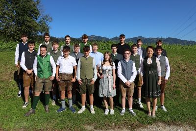 Das Bild zeigt die 2A Klasse Landwirtschaft.