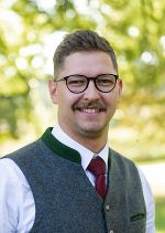 Portrait Florian Steurer Lehrer LFS Stainz