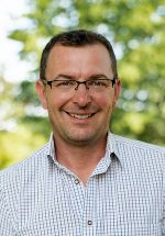 Portrait von Stefan Flecker, der als Haustechniker in der LFS Stainz beschäftigt ist.