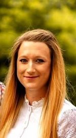 Portrait von Julia Herk, sie arbeitet in der Küche der LFS Stainz.