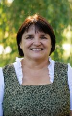 Portrait von Helga Maierhofer, sie arbeitet in der Küche der LFS Stainz.