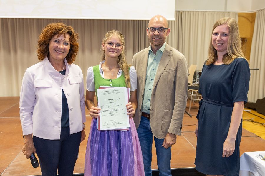 Abschlussfeier des dritten Jahrganges