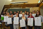 Wir sind stolze Office Assistentinnen des Jahres 2013/14 © FS Burgsall Wir sind stolze Office Assistentinnen des Jahres 2013/14
