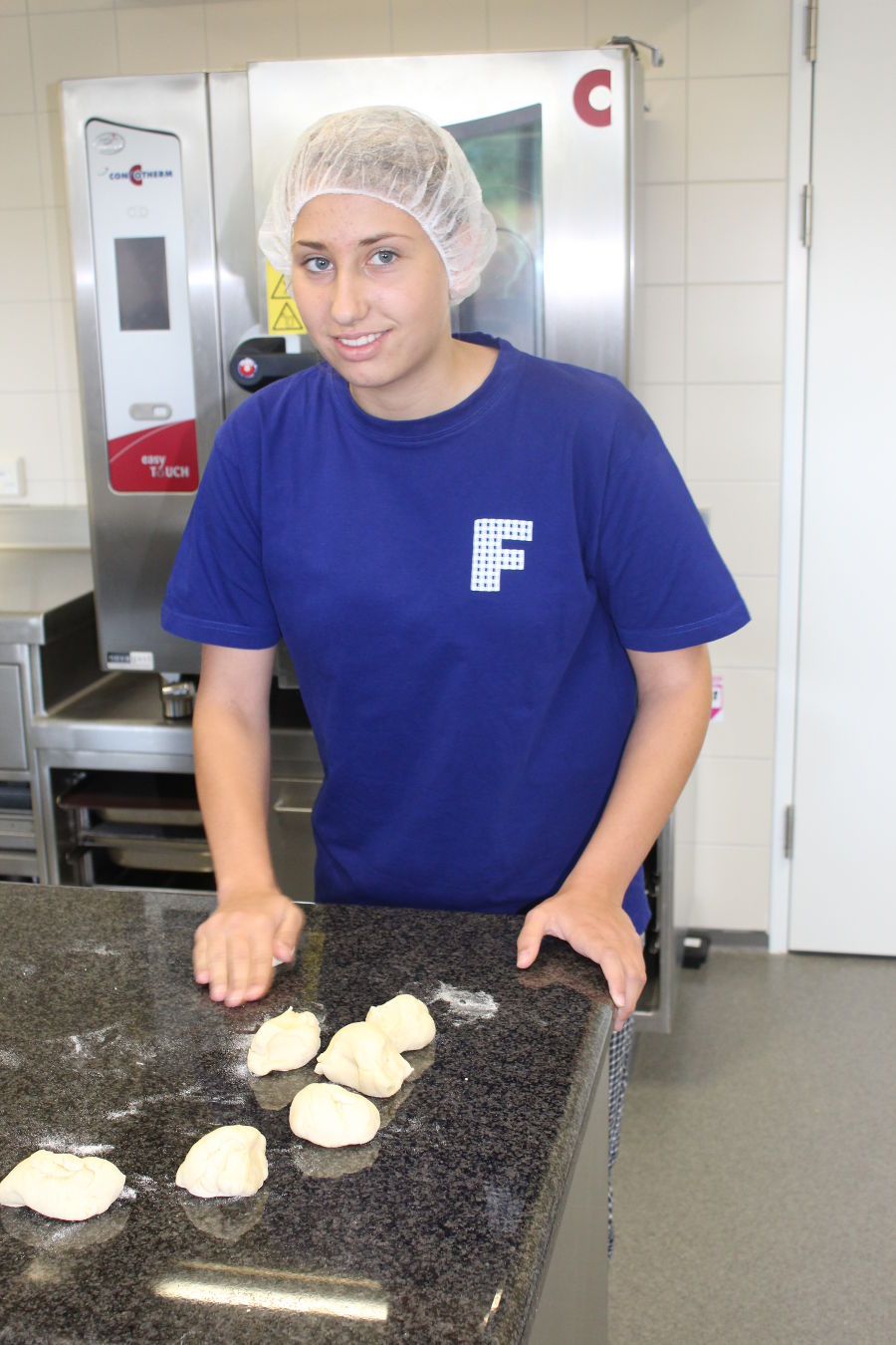 Striezel backen