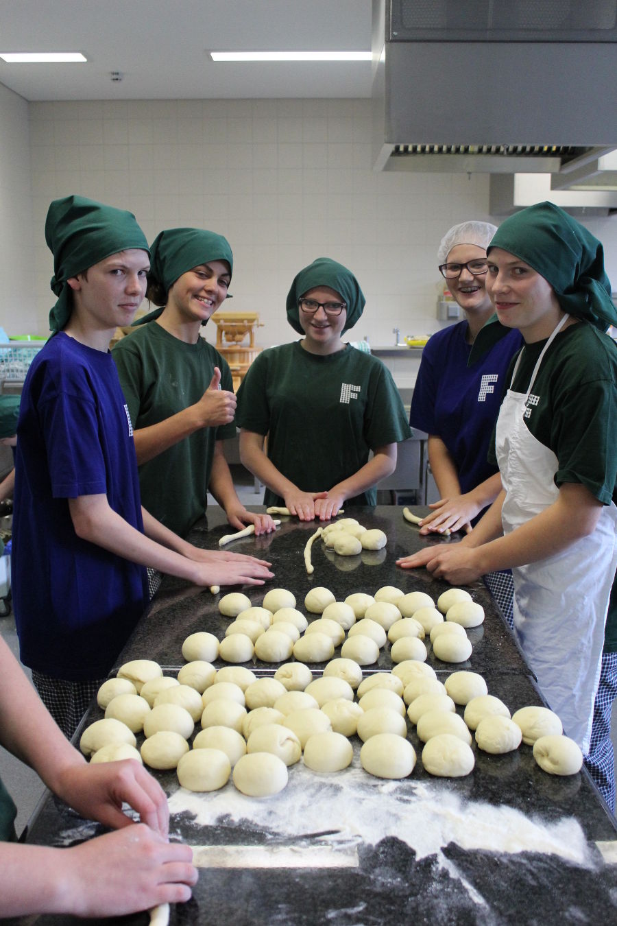 Striezel backen