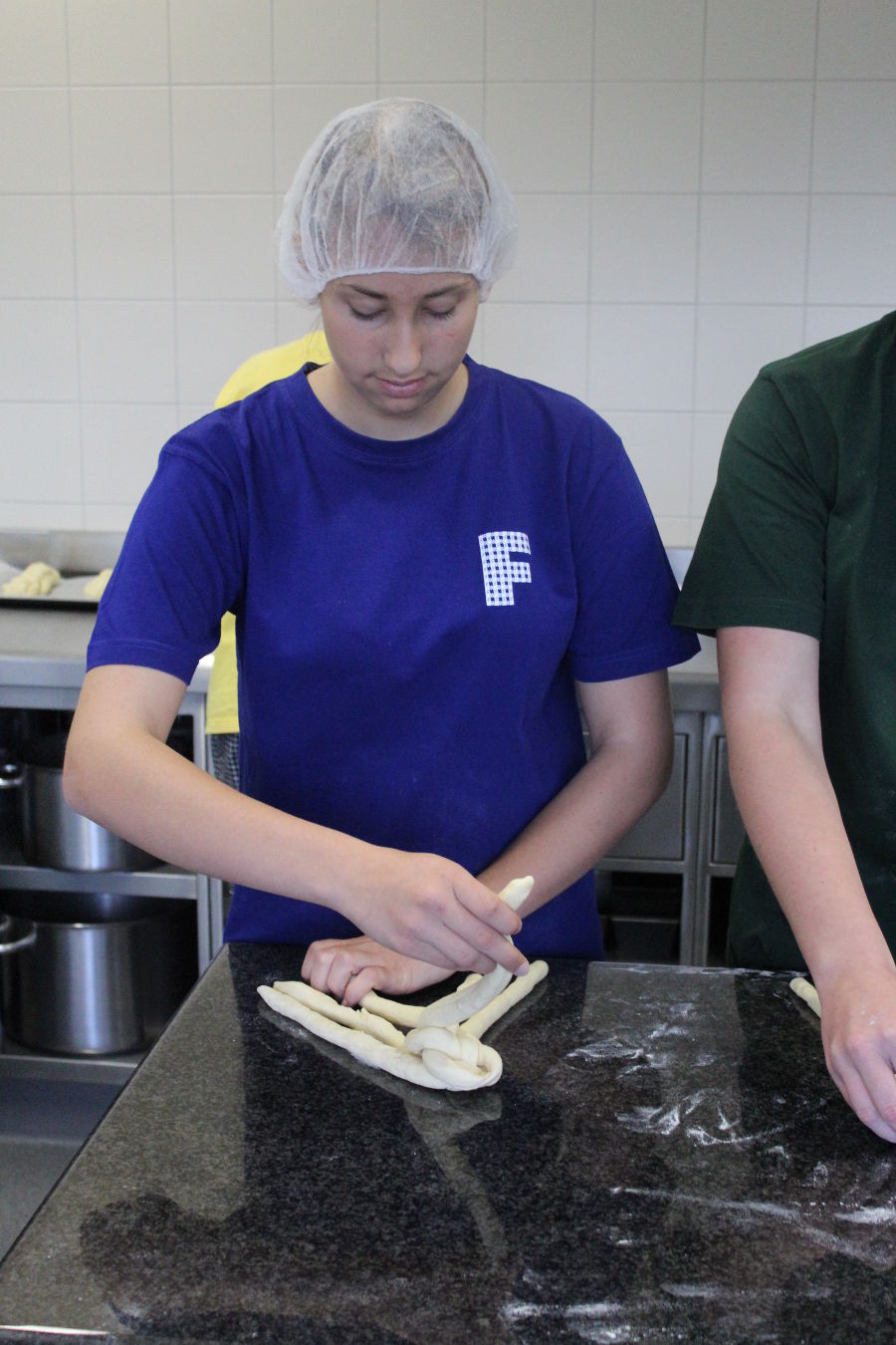 Striezel backen