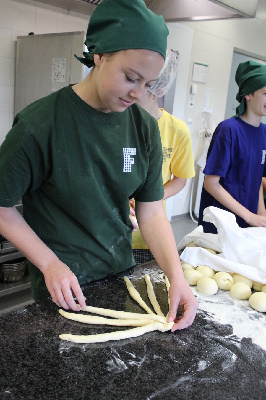 Striezel backen