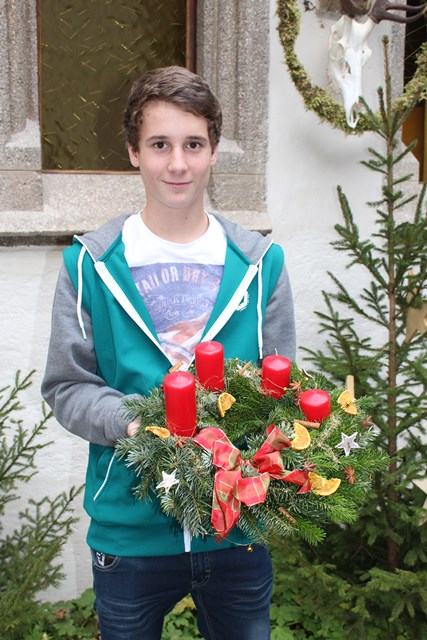 Adventkranz binden