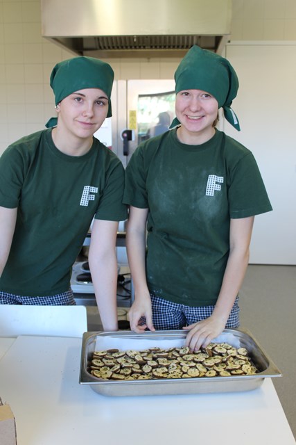 Kekse und Kletzenbrot