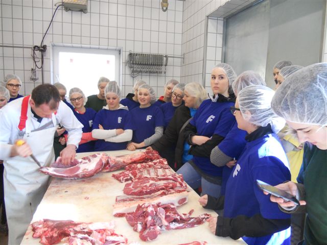 Aufteilen von Rinderhälten