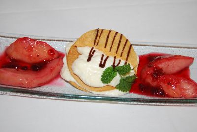 Apfelcreme auf Strudelblatt
