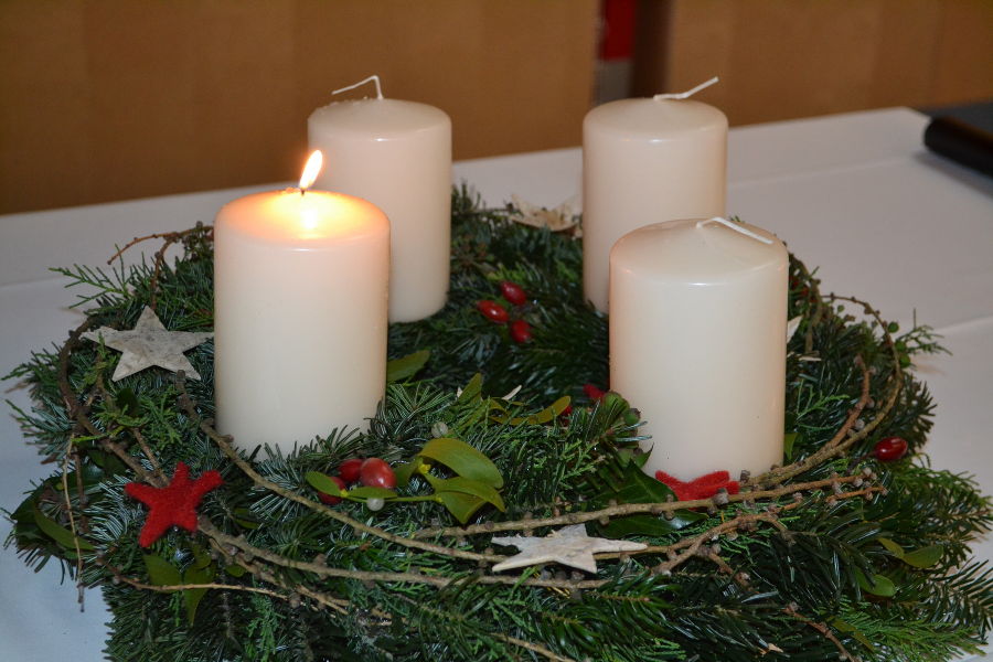 Adventkranzsegnung