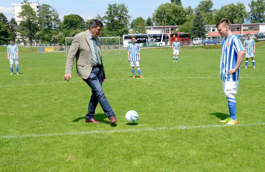 Bundesfußballturnier
