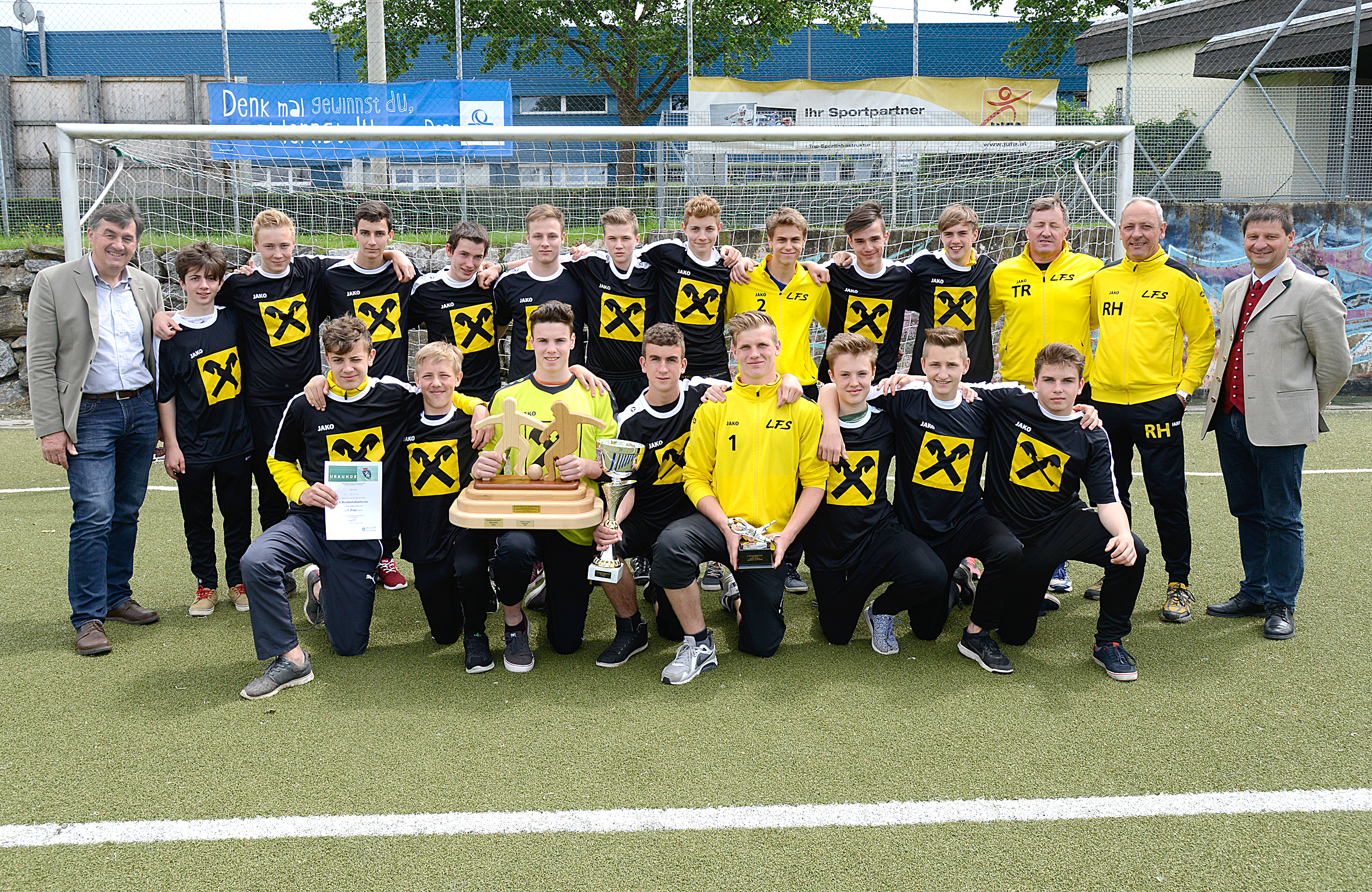 Bundesfußballturnier - Raiffeisen