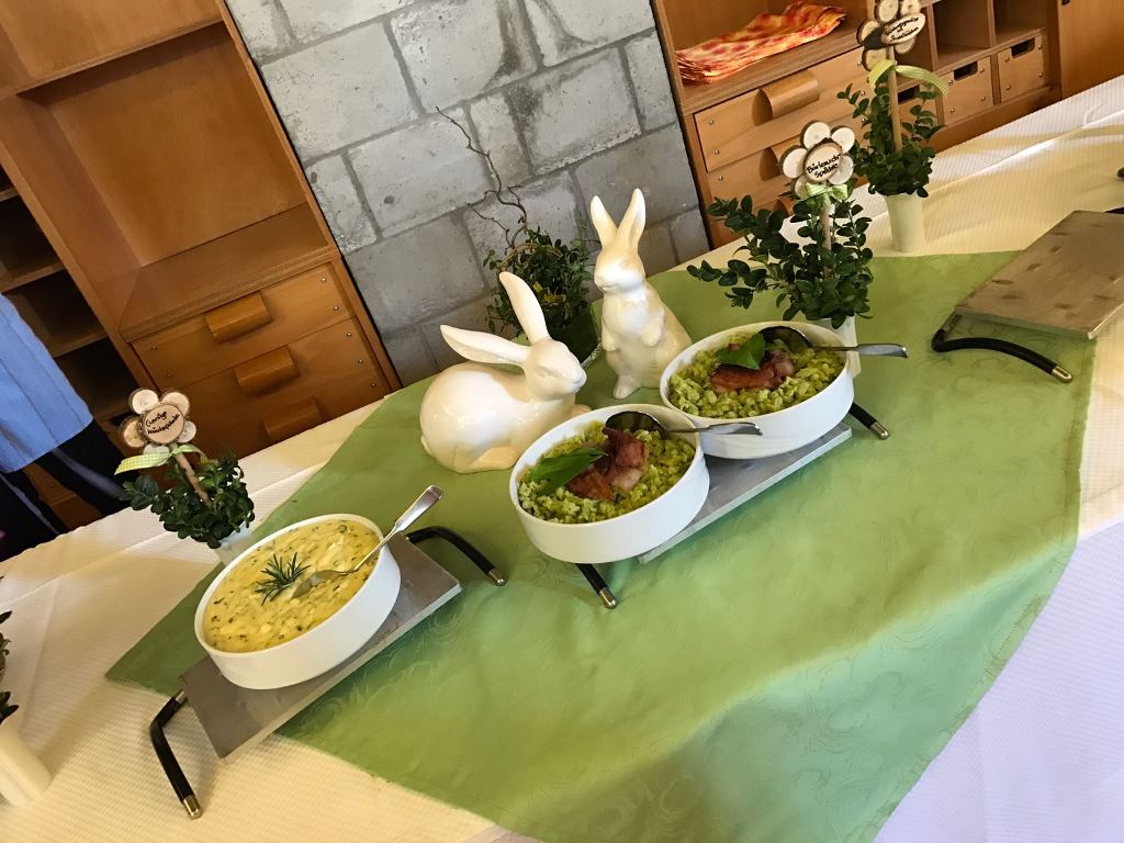  Osterbuffet - Osteressen - Fachschulen Land Steiermark 