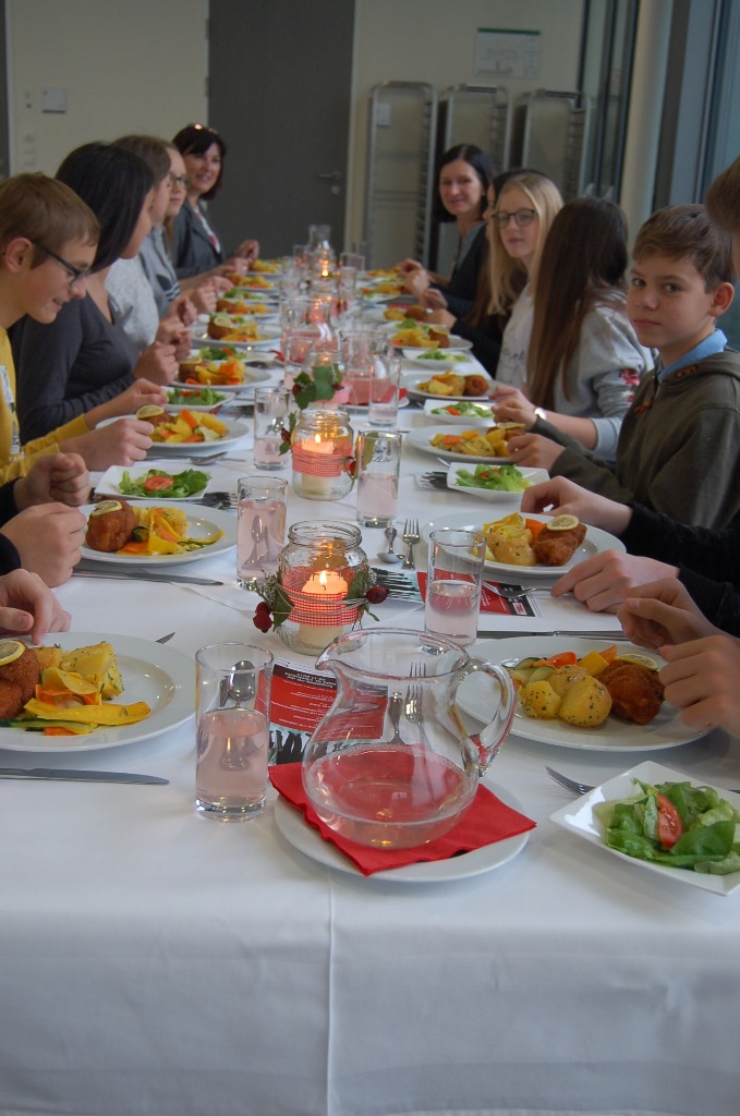 Benimmseminar mit der NMS St. Lambrecht 