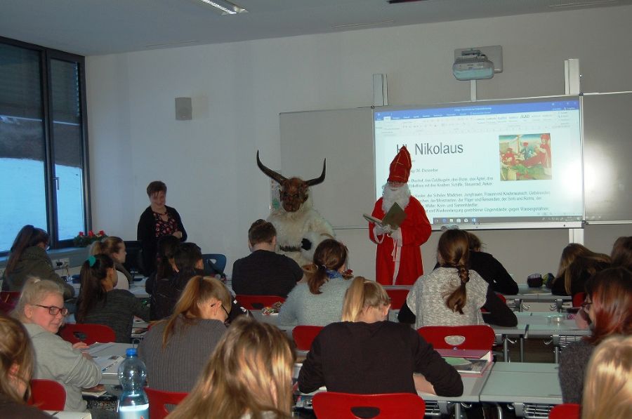 Nikolaus und Krampus