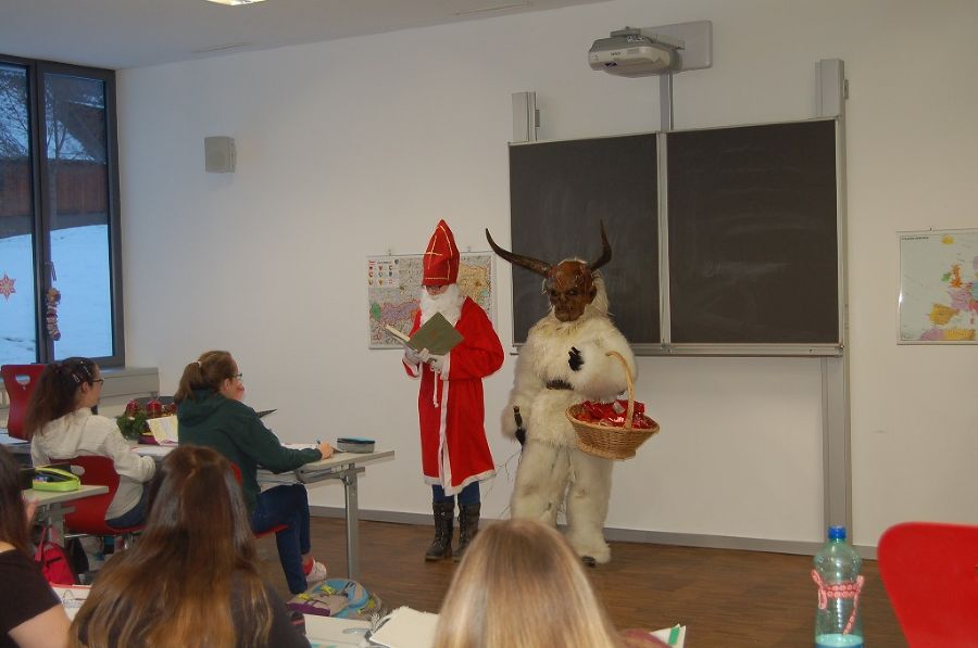 Nikolaus und Krampus