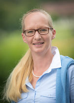 Mag. Dr. Elke Standeker, MBA, Bakk. © Mario Gimpel Mag. Dr. Elke Standeker, MBA, Bakk.