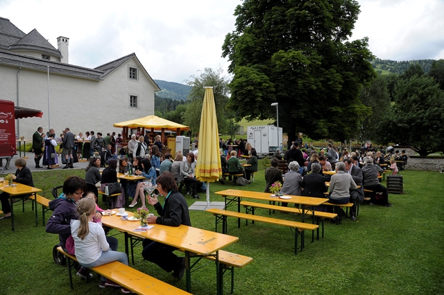 70 Jahr Jubiläum Fachschule Schloss Feistritz mit Absolvententreffen und Schlossfest