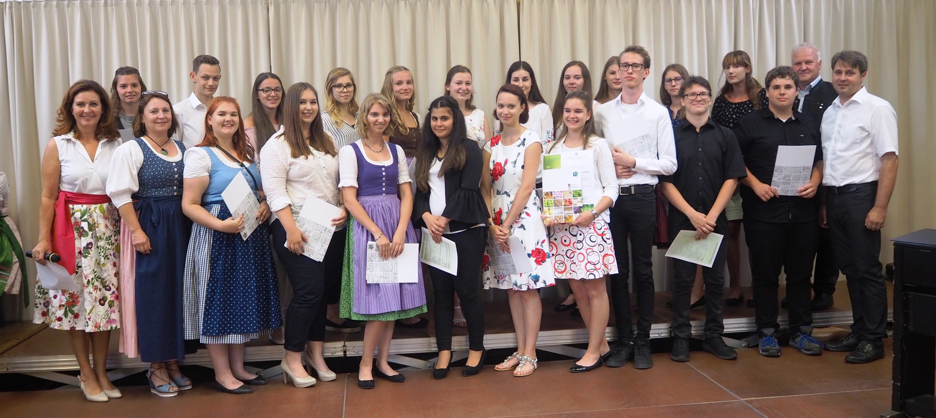 Absolventen 2017/18 Fachschulen Land Steiermark