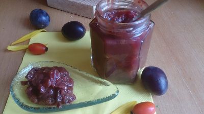 Zwetschkenchutney