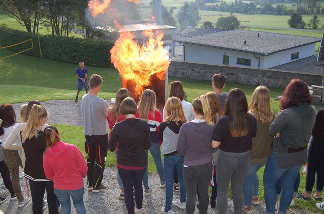 Brandschutzschulung für alle Klassen