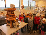 Vom Korn zum Brot - Kindergartenkinder © FS Schloss Stein