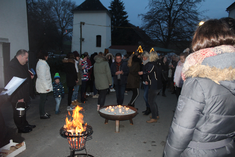 Adventkranzweihe