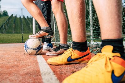 Fußball spielen