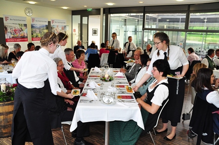 Gala "Frühsommerliche Genüsse" Gala "Frühsommerliche Genüsse"