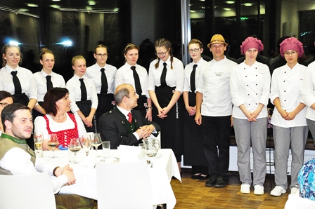 Gala "Frühsommerliche Genüsse" Gala "Frühsommerliche Genüsse"