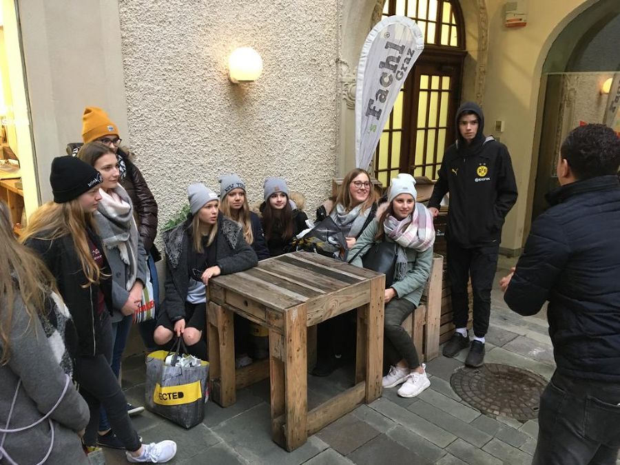 Graz Exkursion der 2. Klasse Graz Exkursion der 2. Klasse