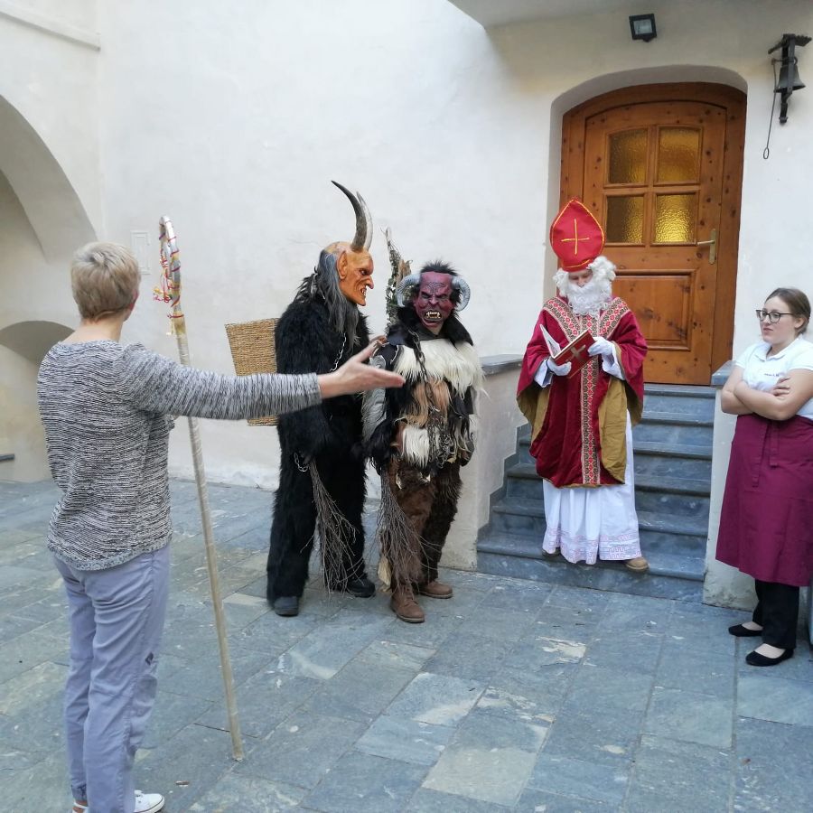 Nikolaus und Krampus