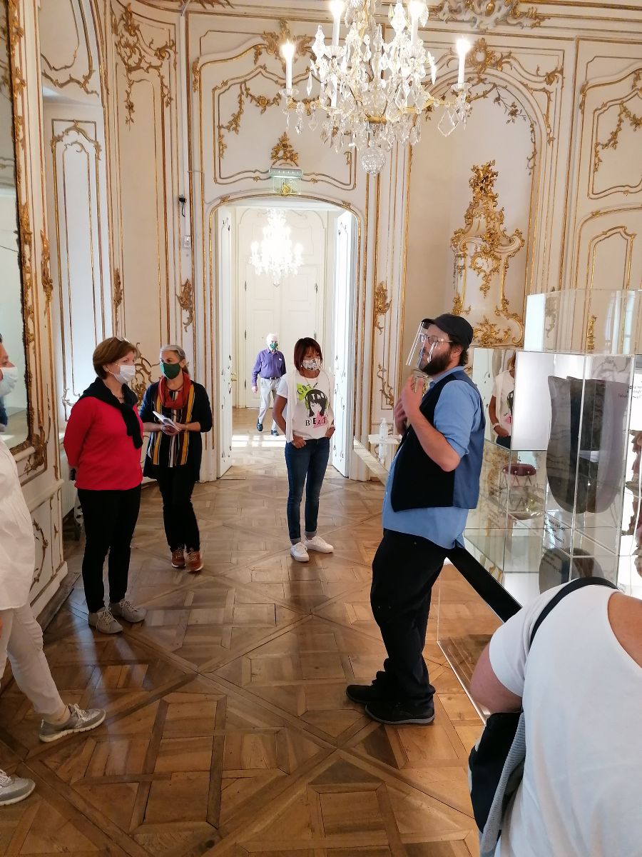 Museumsbesuch 1 Museumsbesuch 1