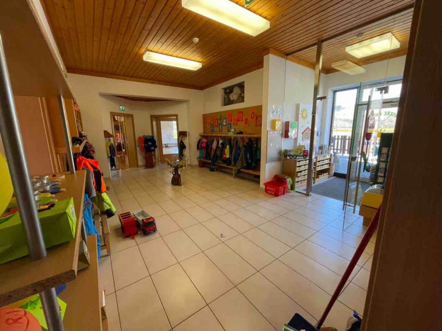 Arbeit und Spaß mit Kindern Arbeit und Spaß mit Kindern
