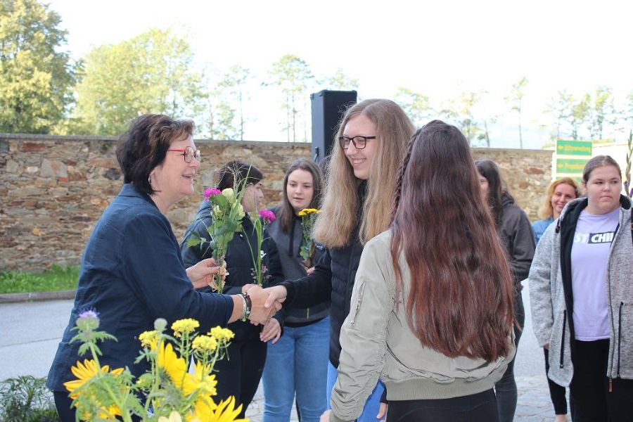 Schulstart und Gratulation