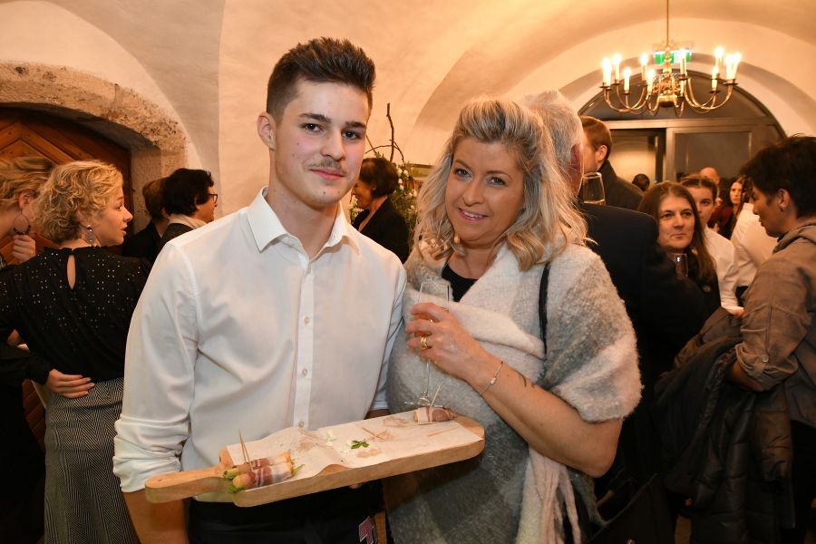 SINNESREISE - Gourmetabend mit Weinbegleitung SINNESREISE - Gourmetabend mit Weinbegleitung