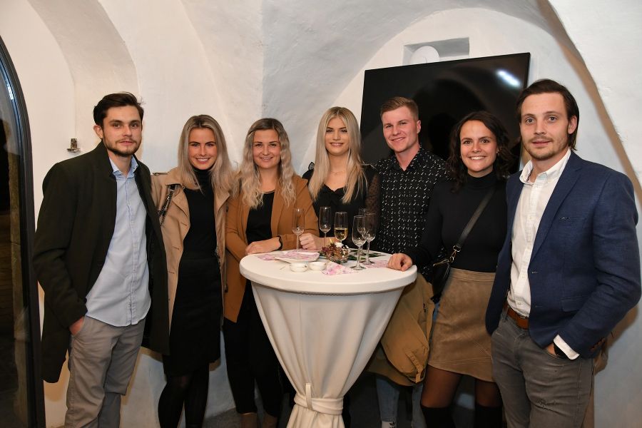 SINNESREISE - Gourmetabend mit Weinbegleitung SINNESREISE - Gourmetabend mit Weinbegleitung
