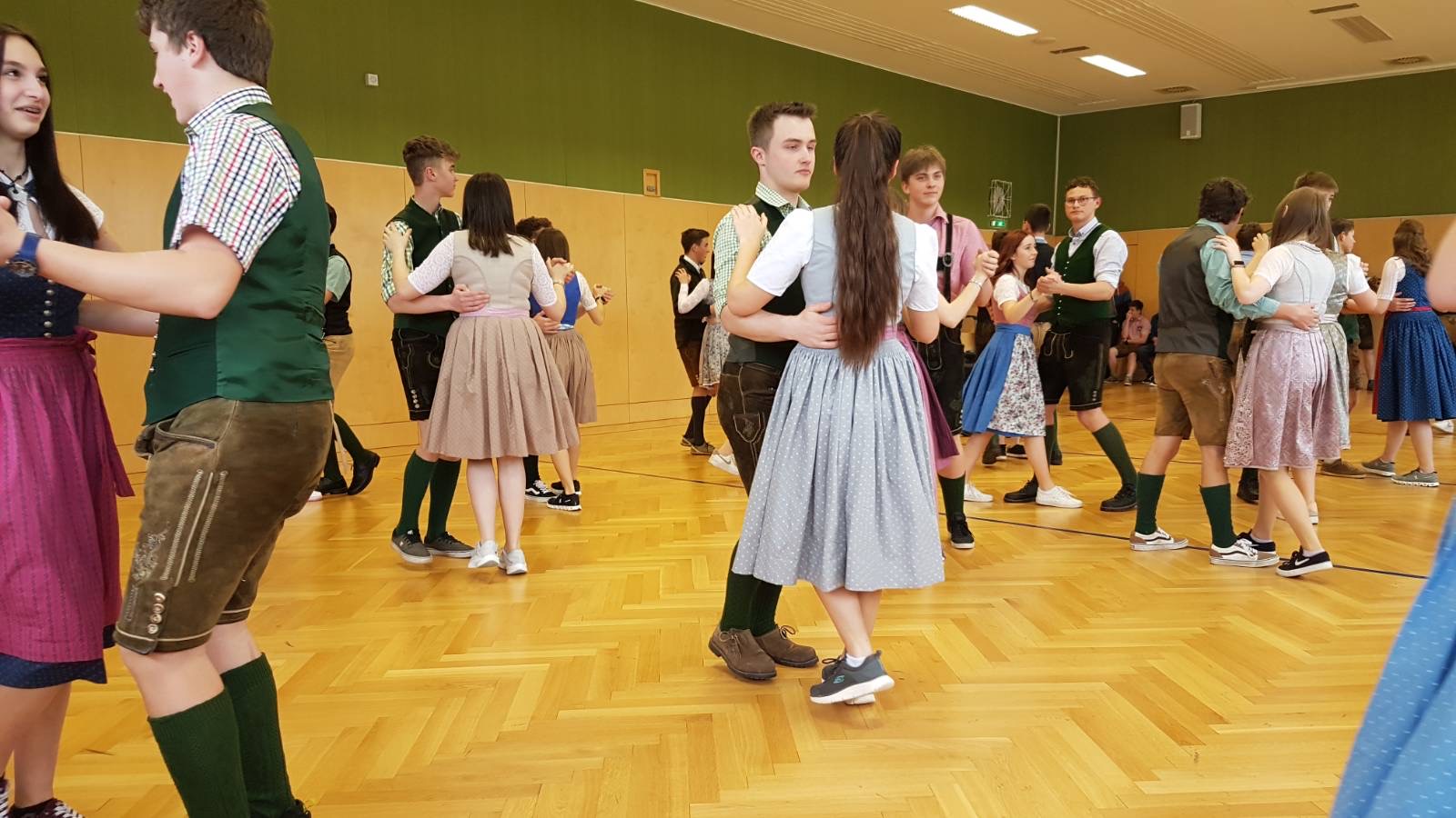 Tanzkurs mit der Fachschule Grabnerhof